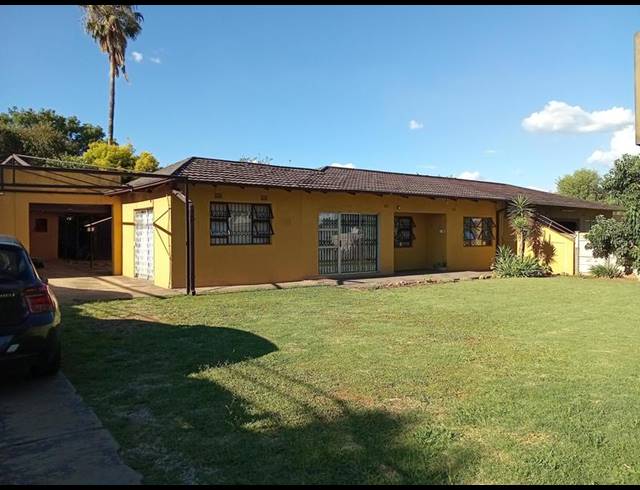 4 BEDROOM HOUSE FOR SALE IN VANDERBIJLPARK CW 3